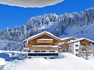 Ferienwohnung in Schröcken - Haus Rothorn liegt auf dem Sonnenplateau Nesslegg