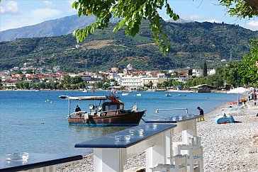 Ferienhaus in Aegion-Longos - Der Badestrand von Longos