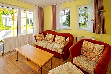 Ferienwohnung in Ostseebad Baabe - Bequeme Couch in den Wohnzimmern