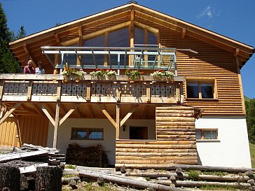 Ferienhaus in Davos - Chalet Frontansicht