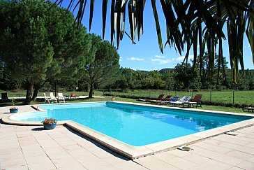 Ferienhaus in Saint Didier sous Aubenas - Swimming-Pool im Grünen