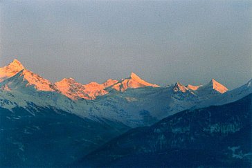 Ferienwohnung in Crans-Montana - Abendstimmung - Blick vom Balkon