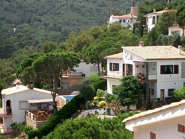 Ferienwohnung in Rosamar - Seitenansicht vom Haus rechts