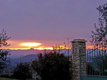 Ferienwohnung in St. Julien de Peyrolas - Abendstimmung in Richtung Mount Ventoux