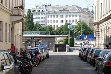 Ferienwohnung in Wien - U-Bahn-Station Schottenring nur 3 Minuten entfernt