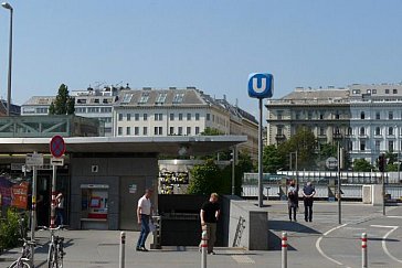Ferienwohnung in Wien - U-Bahn-Station Schottenring (220m Fussweg)