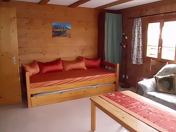 Ferienwohnung in Achseten - 2 Zusatzbetten Wohnzimmer
