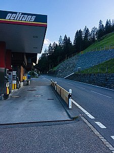 Ferienwohnung in Achseten - Anfahrt von Frutigen, Hauptstrasse, Tankstelle