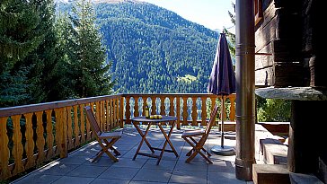 Ferienhaus in Ayer - Terrasse