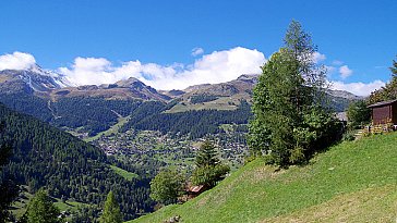 Ferienhaus in Ayer - Aussicht