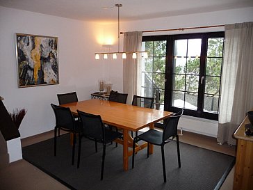 Ferienhaus in Lenzerheide - Esszimmer für 8 Personen