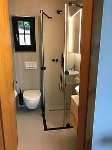 Ferienhaus in Lenzerheide - Dusche/WC