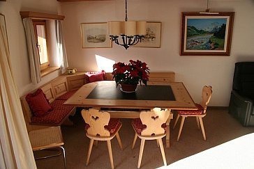 Ferienwohnung in Klosters - Esstisch