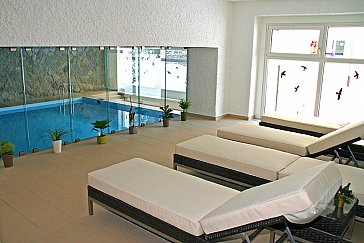 Ferienwohnung in Klosters - Hallenbad