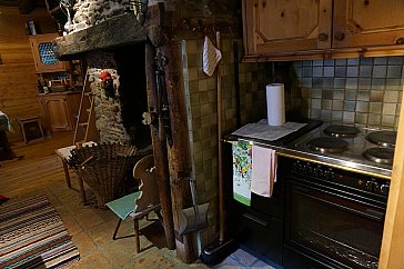 Ferienwohnung in Saas-Almagell - Küche und Trächu