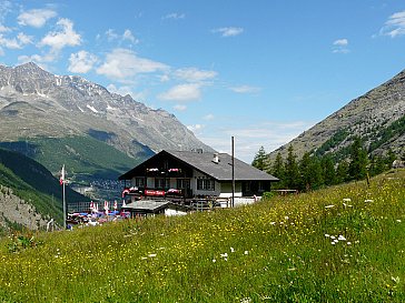 Ferienwohnung in Saas-Almagell - Restaurant Alpina auf Furggstalden