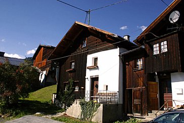 Ferienhaus in Kappl - Das Ferienhaus im Sommer