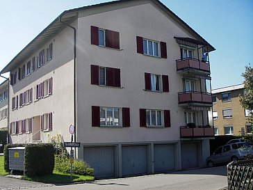 Ferienwohnung in Rapperswil - 3 Zimmerwohnung im 1.Stock mit reserviertem PP