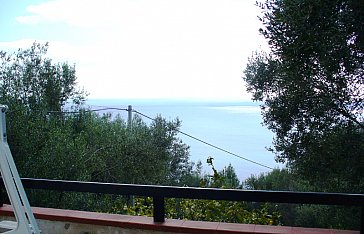 Ferienwohnung in Pisciotta - Meeransicht von der Terrasse her