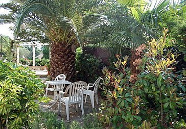 Ferienwohnung in Cap d'Antibes - Mediterrane Gartenanlagen bieten Schatten