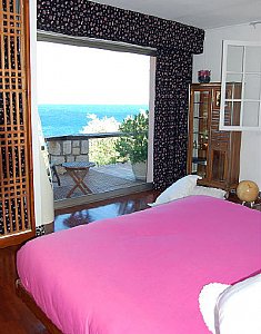 Ferienhaus in Le Trayas - Schlafzimmer mit Weitblick