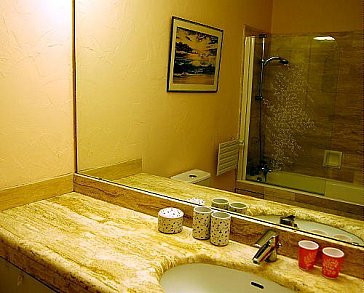 Ferienwohnung in Mandelieu la Napoule - Modernes Badezimmer