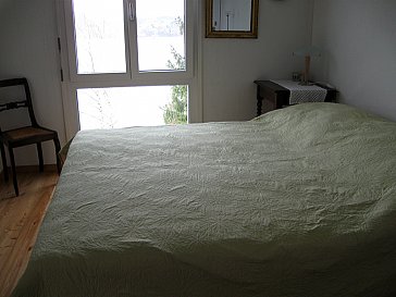Ferienwohnung in Steckborn - Schlafzimmer mit Doppelbett