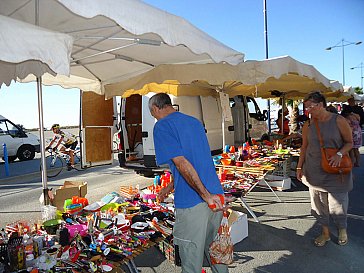 Ferienhaus in Nissan lez Enserune - Markt in St. Pierre