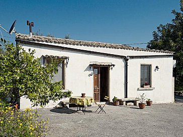 Ferienhaus in Noto - Holiday Home near Noto