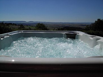 Ferienhaus in Bad Dürrheim - Kanadischer Whirlpool mit einmaligem Fernblick