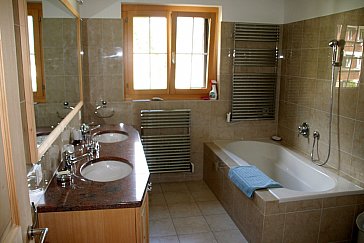 Ferienwohnung in Klosters - Badezimmer 1