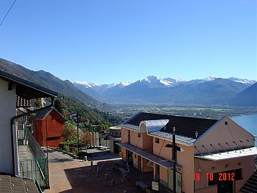 Ferienhaus in Brione sopra Minusio - Aller nächste Umgebung, Dorfplatz