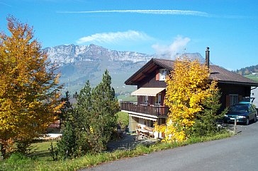 Ferienhaus in Amden-Arvenbühl - Chalet Berghöckli im Herbst