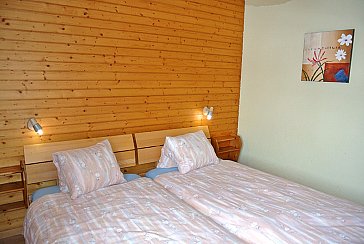 Ferienwohnung in Bürchen - Eltern Schlafzimmer