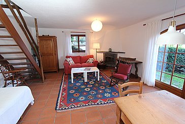 Ferienhaus in Magadino - Wohnzimmer PT