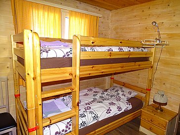 Ferienwohnung in Bellwald - Schlafzimmer "Kinder"