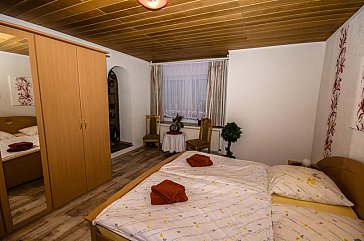 Ferienhaus in Porschdorf-Waltersdorf - Schlafzimmer mit Doppelbett