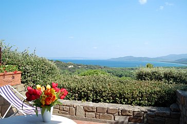 Ferienhaus in Punta Ala - Terrasse mit herrlichem Meerblick