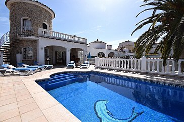 Ferienhaus in Ampuriabrava - Villa Francoli