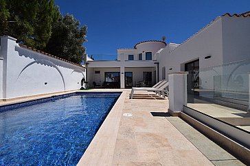 Ferienhaus in Ampuriabrava - Villa Suerte