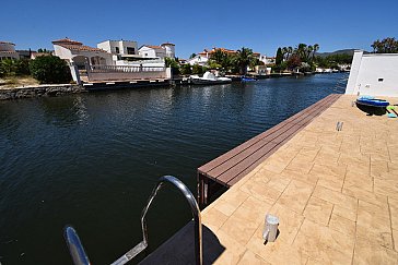 Ferienhaus in Ampuriabrava - Bootsliegeplatz 12,5 m