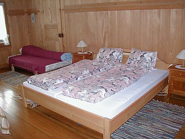 Ferienwohnung in Ringoldswil - Ferienwohnung Niesen 3er Schlafzimmer