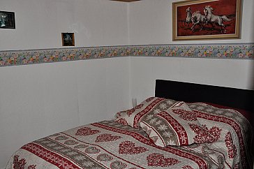 Ferienwohnung in Rüti - Bett