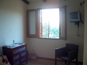 Ferienhaus in Ascea - Schlafzimmer mit Sat-TV