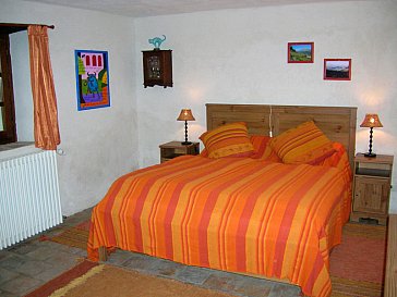 Ferienwohnung in Murazzano - Schlafzimmer unten