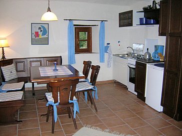 Ferienwohnung in Murazzano - Wohnraum mit Küche obere Wohnung