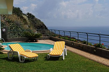 Ferienhaus in Canico de Baixo - Swimming pool