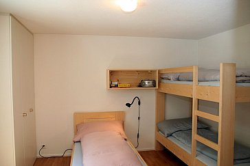 Ferienwohnung in Klosters - Schlafzimmer 2