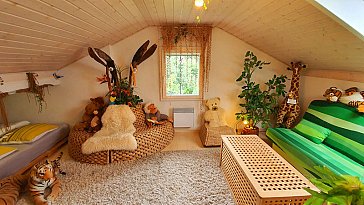 Ferienhaus in Visperterminen - Mehrbettzimmer Dschungel für max. 5 Personen, OG