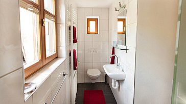 Ferienwohnung in Schruns-Tschagguns - Badezimmer mit Toilette